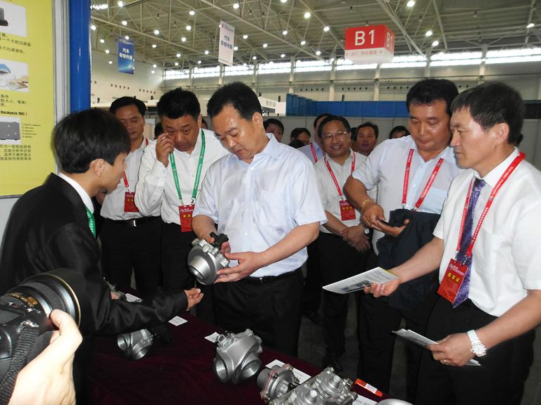 호북성엑스포 당서기 제품 시찰