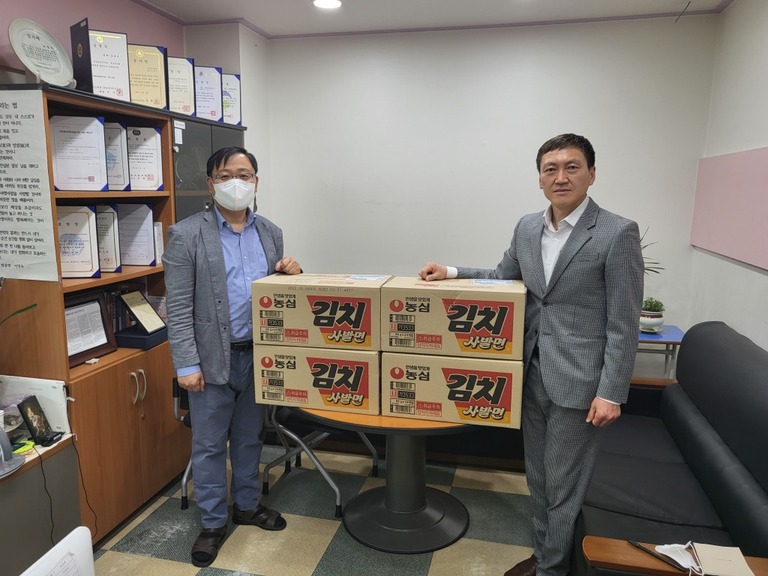 아나율장애인보호작업장 컵라면96개 기부